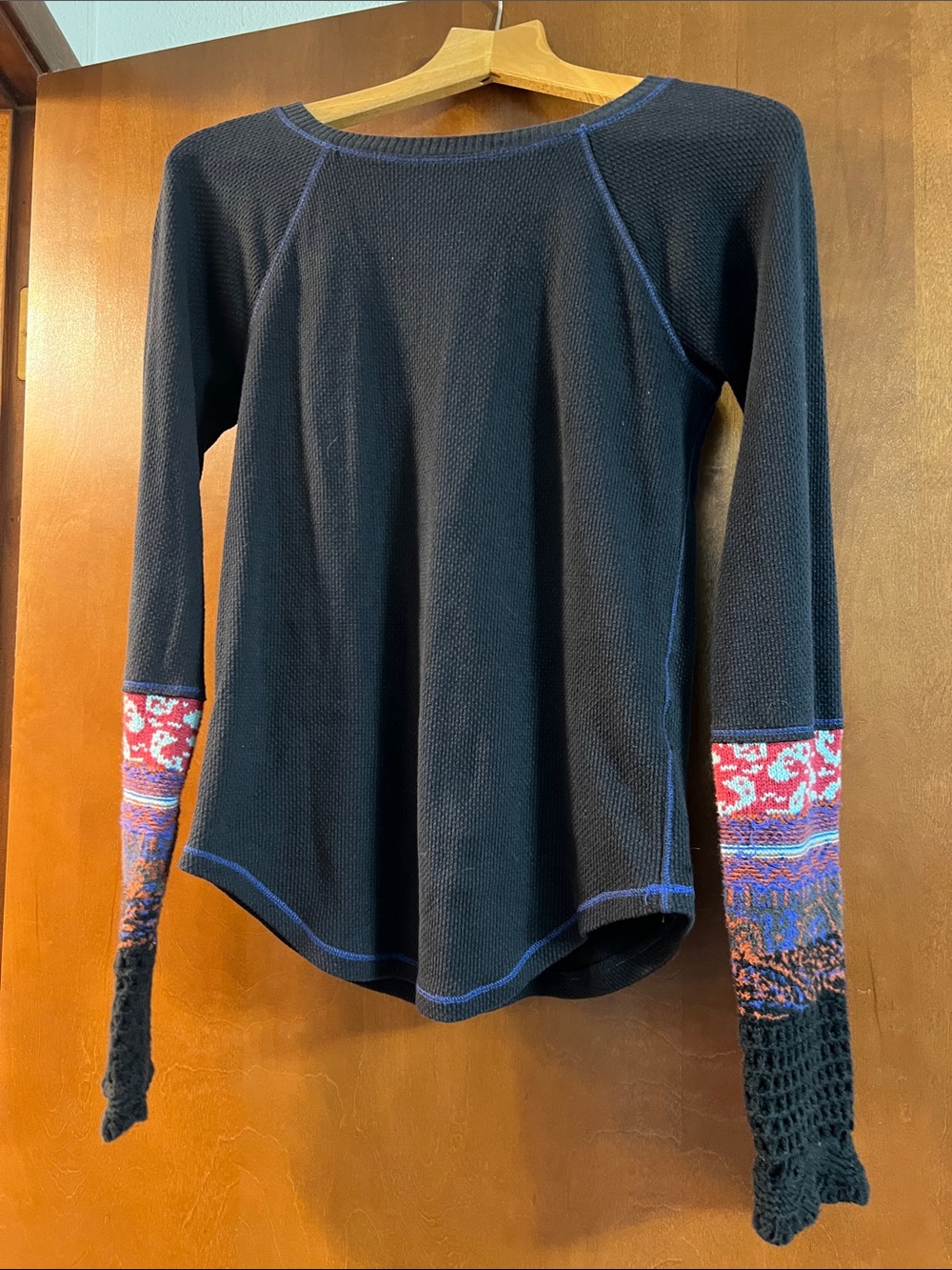 Free People Black Women's Long Sleeve Top with Colorblock Sleeve Detail Size M